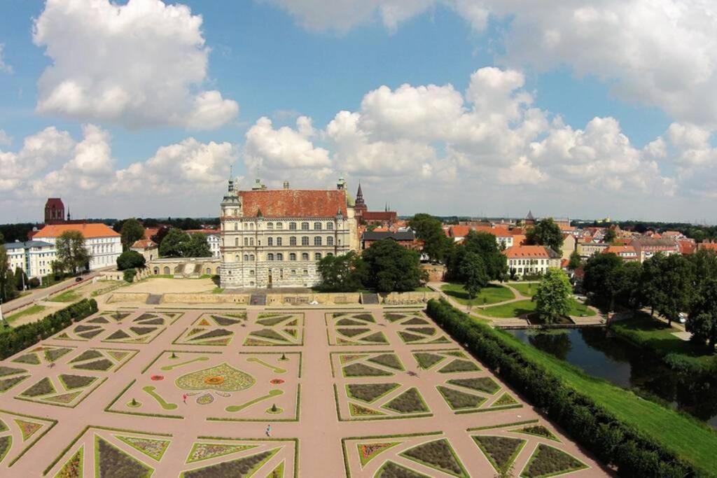 Ferienwohnung Schlossblick Güstrow Esterno foto