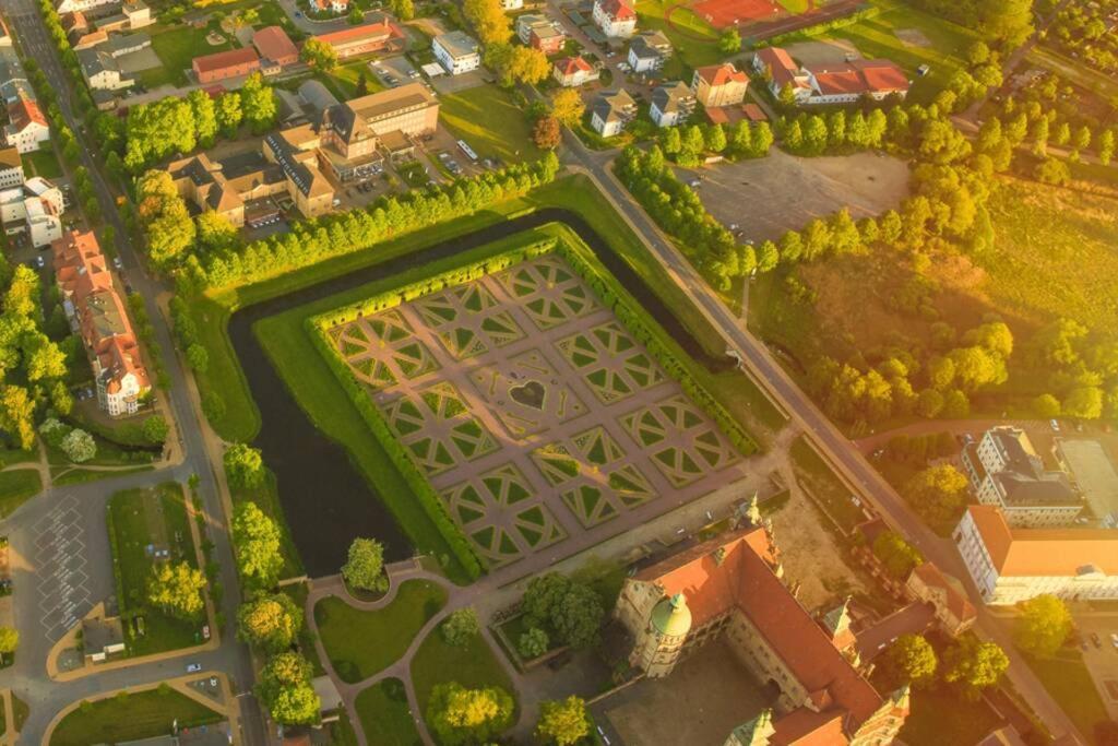 Ferienwohnung Schlossblick Güstrow Esterno foto